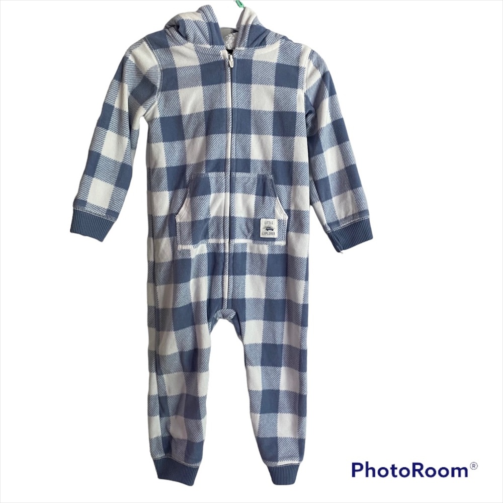 *NWT Carter’s Long Sleeve Hoodie Onesie size 18mnths